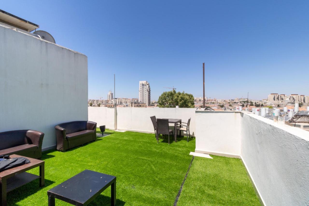 Nhe Machne Yehuda Apartments Yerusalem Bagian luar foto