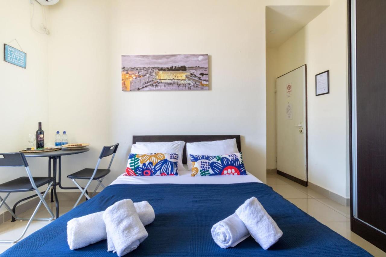 Nhe Machne Yehuda Apartments Yerusalem Bagian luar foto