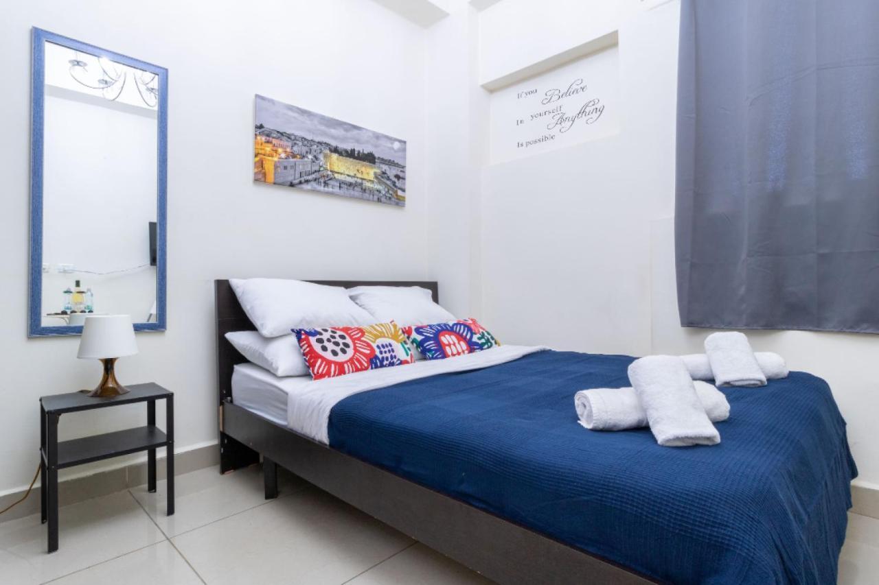 Nhe Machne Yehuda Apartments Yerusalem Bagian luar foto